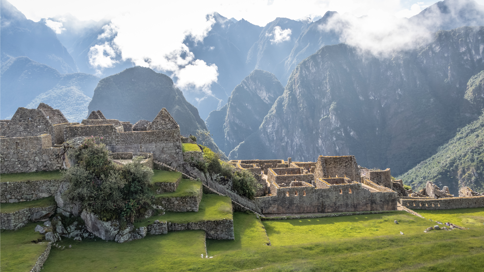 Machu Picchu al amanecer